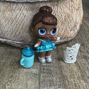 LOL Surprise Big Sister Glitter Series Miss Baby